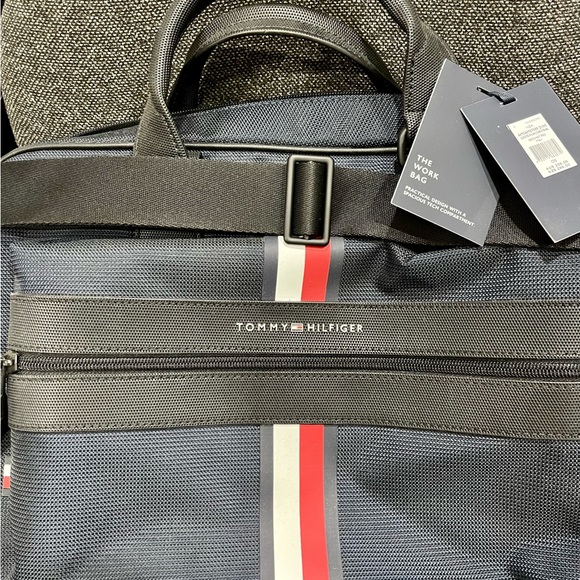 Tommy Hilfiger The Work Bag - Picture 2 of 7